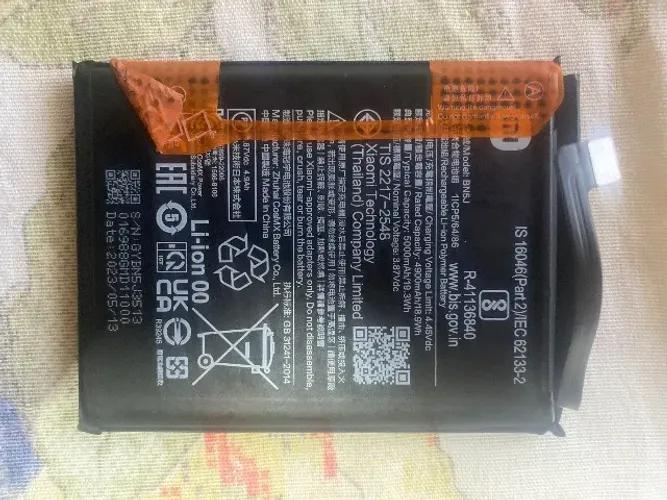Bateria original BN5J do POCO XS Pro 5G, 5.000mAh. Está boa e funcionando normalmente. Ven