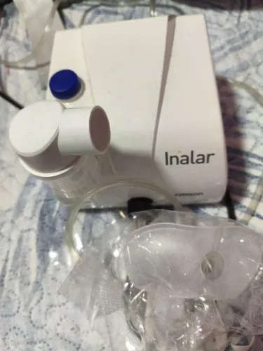 Inalador nebulizador omron
