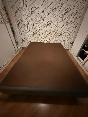 Cama Box casal Ortobom super conservada