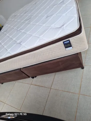 Cama Box super King size colchão molas enssacadas semi nova Entrego 
