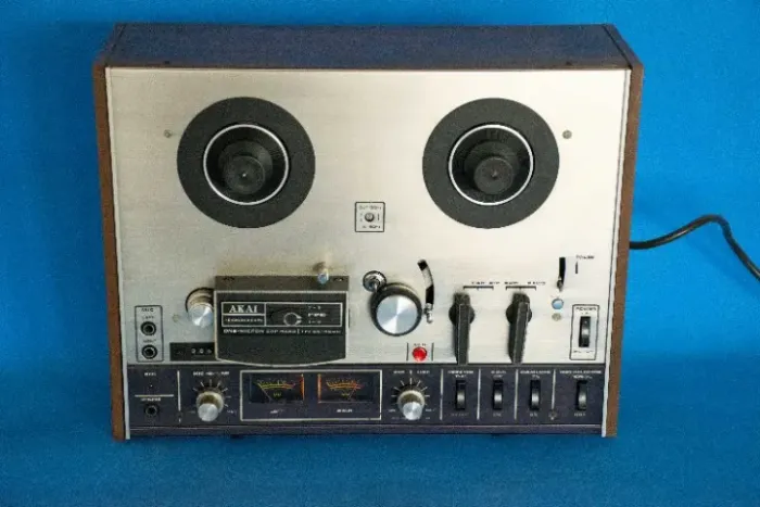 Gravador de rôlo AKAI 4000 DS