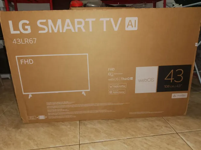 TV LG 43" SMART (43LR67) - NA CAIXA