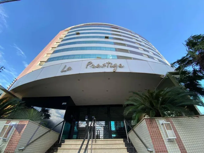 Apartamento com 3 dormitórios para alugar, 160 m² por R$ 9.200/mês - Country - Cascavel/PR