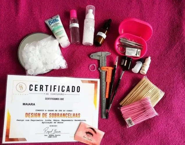 Desing sobrancelhas