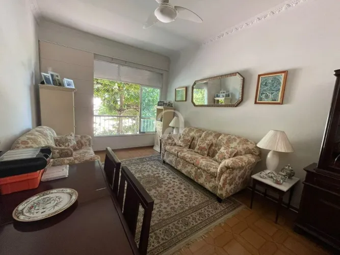 Apartamento Confortável em Urca - 3 quartos 98m²