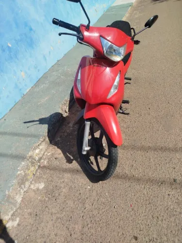 Vende - se Honda Biz