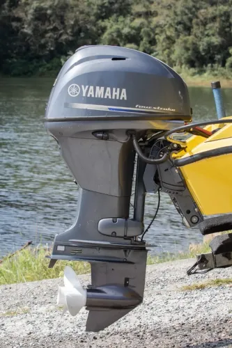 Motor de popa Yamaha 40HP 4 Tempos - Power Trim