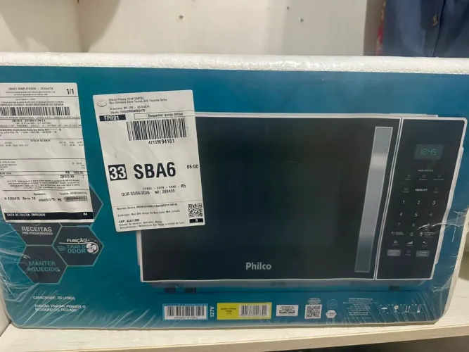 Microondas, airfryer e batedeira planetária 