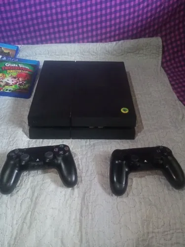 PS4 Slim 1tb de armazenamento 