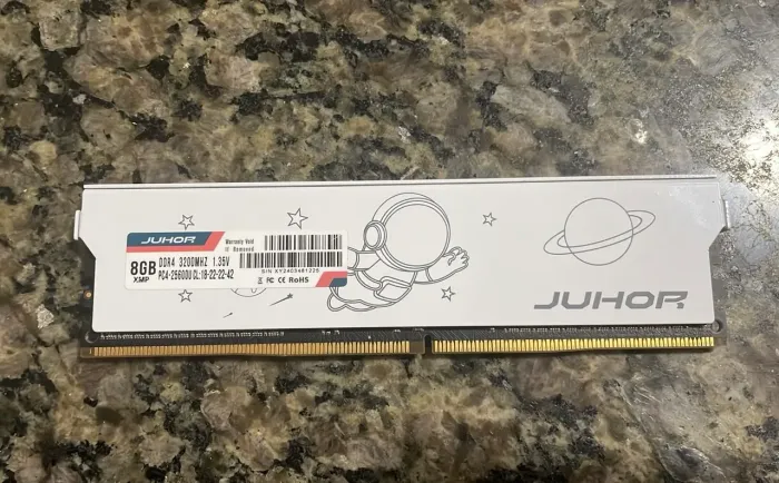 Memória RAM DDR4 8GB 3200MHz Juhor (Usada - Testada e 100%)