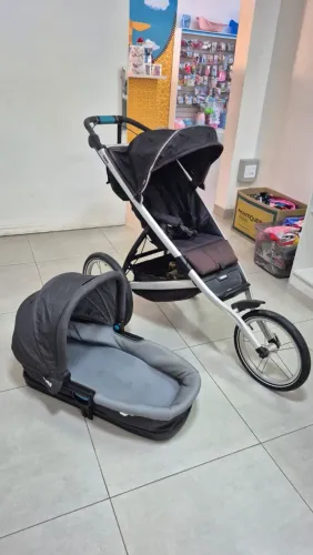 Carrinho de bebê ótimo estado 