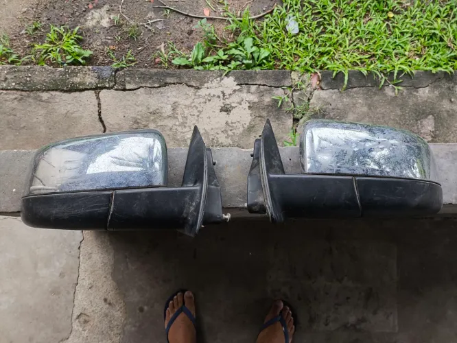 Vendo par de espelho retrovisor Ford Ranger 2016