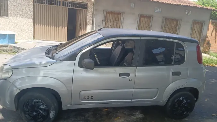 Fiat Uno Vivace/rua 1.0 EVO Fire Flex 8V 5P 2014