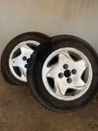 VENDO 03 RODAS ARO 13