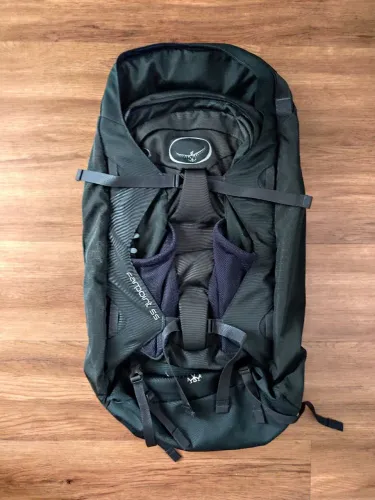 Mochilão Osprey Farpoint 55L + Mochila de Ataque Original