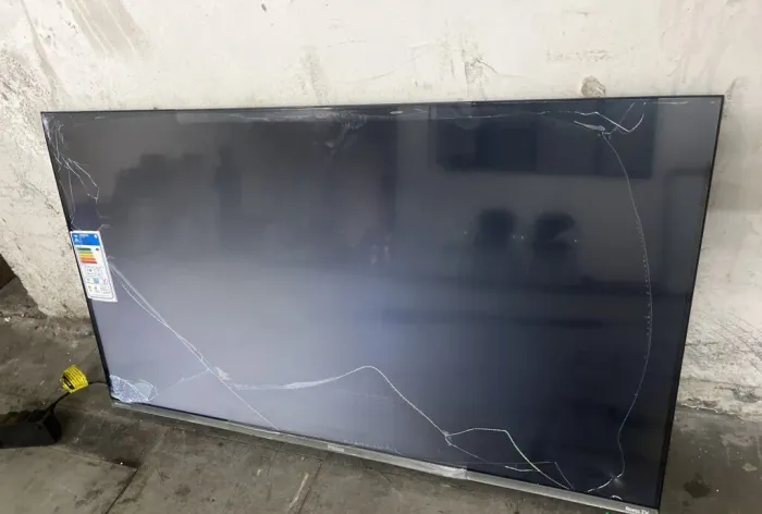 Lote 5 TVs Sucata para Retirada de Peças (Buscar Hoje)