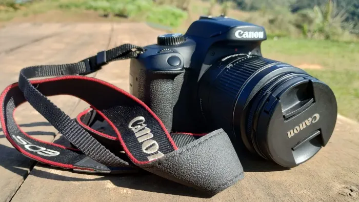 CÂMERA FOTOGRÁFICA CANON