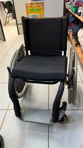 Cadeira de Rodas Ativa/Esportiva monobloco