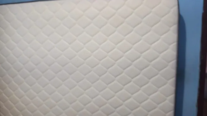 Vendo colchão casal de espulma