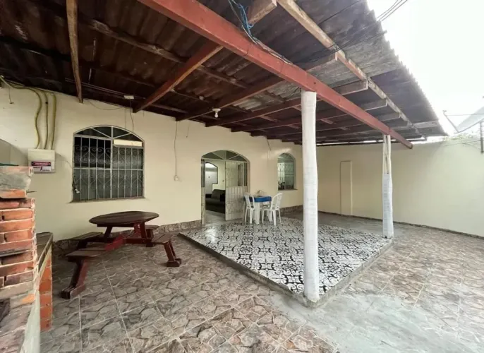 CASA A VENDA NO GUAMÁ {NA}