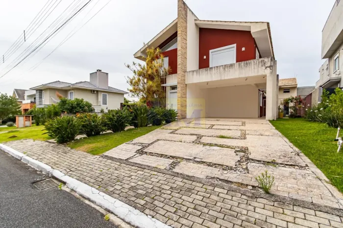 Casa com 325m² no Condomínio Pinewoods em Pinhais!!!