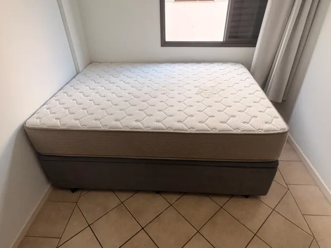 Cama Casal Box Baú + Colchão Ecoflex Relax Duo Comf II 30cm - Suede, Pistão a Gá