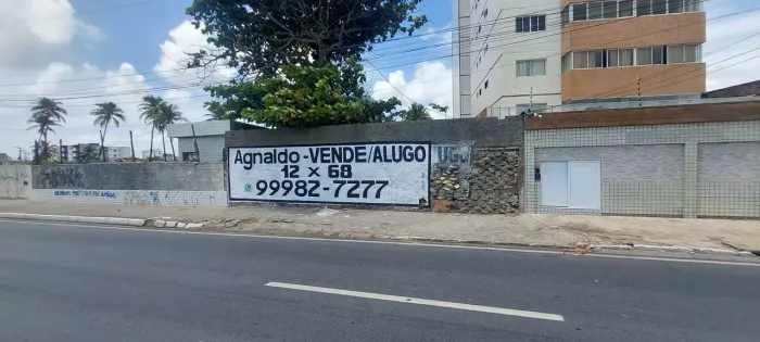 Imóvel para aluguel e venda possui 816 metros quadrados em Centro - Maceió - AL