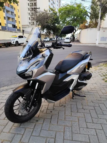 ADV 160 2025