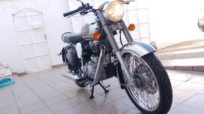 Royal enfield classic 500