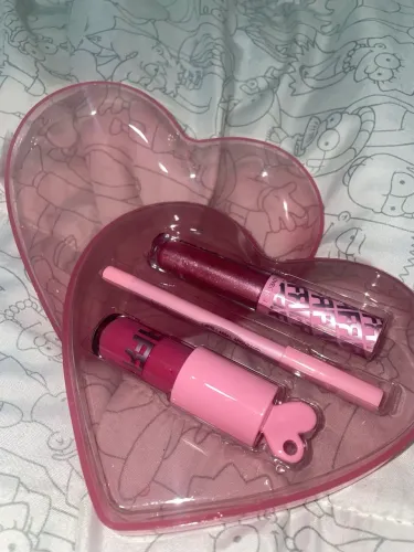 kit gloss