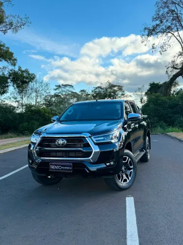 Toyota Hilux CD SRX 4X4 2.8 TDI 16V Diesel Aut. 2021