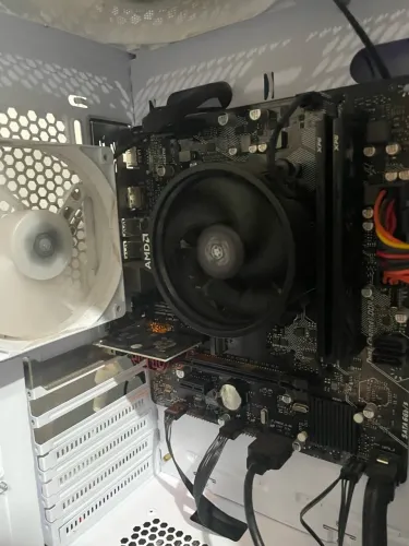 Kit ryzen 5 5600gt (com caixa), Placa Mãe a520mt Biostar (com caixa)