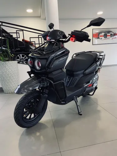 Scooter eletrica