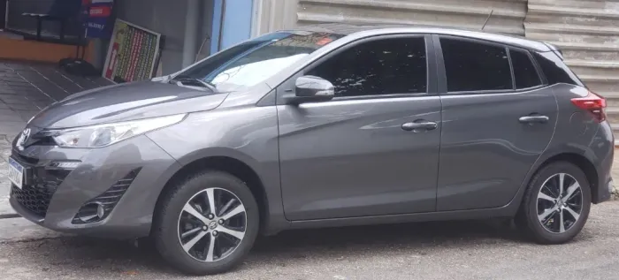 Toyota Yaris XLS Connect 1.5 Flex 16V 5P AUT 2022