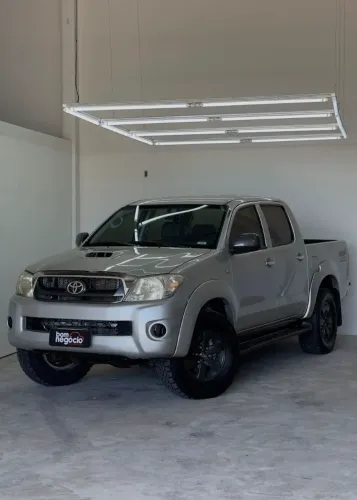 Toyota Hilux CD SRV D4-d 4X4 3.0 TDI Diesel AUT 2009