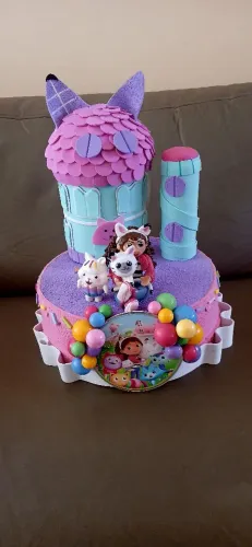 BOLO CENOGRÁFICO CASA DA GABY