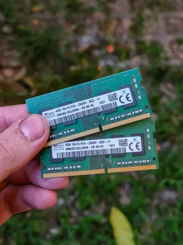 Memória RAM para Notebook 8GB (2x4GB) 2666MHz DDR4 - SK Hynix