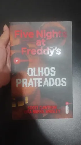 Livro Olhos prateados: Five Nights At Freddy's 