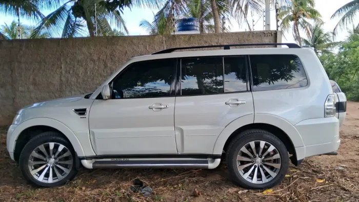 Mitsubishi Pajero HPE Full 3.2 4X4 T.i.dies. 5P AUT 2016