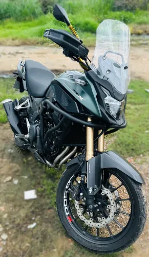 REPASSE CB 500x EXTREMAMENTE NOVA.