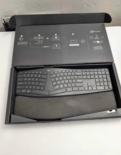 Teclado sem fio Logitech ERGO K860