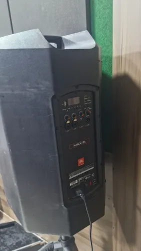 Caixa acústica JBL 15 Max