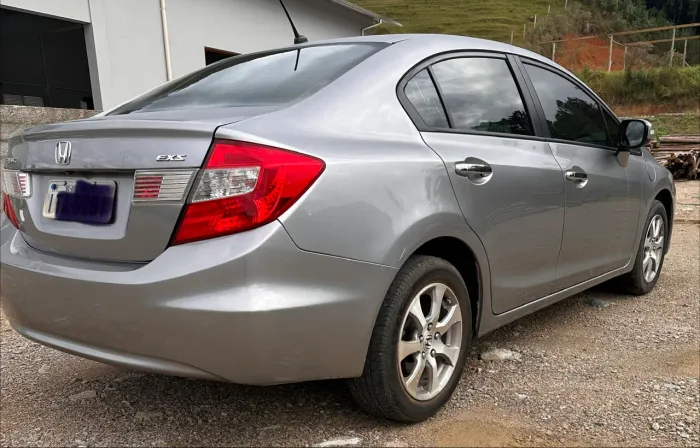 Honda Civic Sedan EXS 1.8/1.8 Flex 16V Aut. 4P 2012
