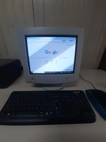 Monitor retro LG