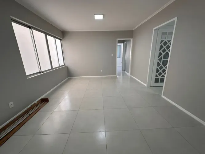 Apartamento à venda com 2 dormitórios no bairro Jardim Atlântico