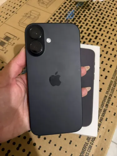 IPhone 16 128gb semi novo