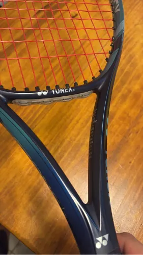 Raquete Yonex Ezone