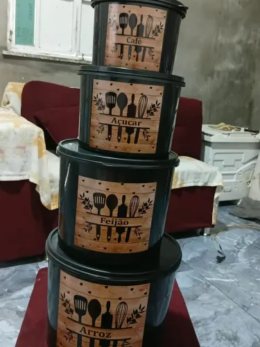 Vendo esse lindo kit porta mantimento 
