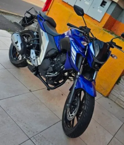 Fazer 250