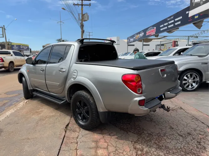 Mitsubishi L200 Triton HPE 3.2 CD TB Int.diesel AUT 2012